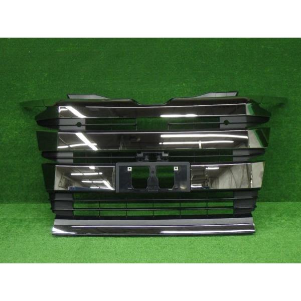 NOAH 169026 ノア 90系 前期 S-Z/S-G ラジエータグリル ZWR90W/ZWR95W
