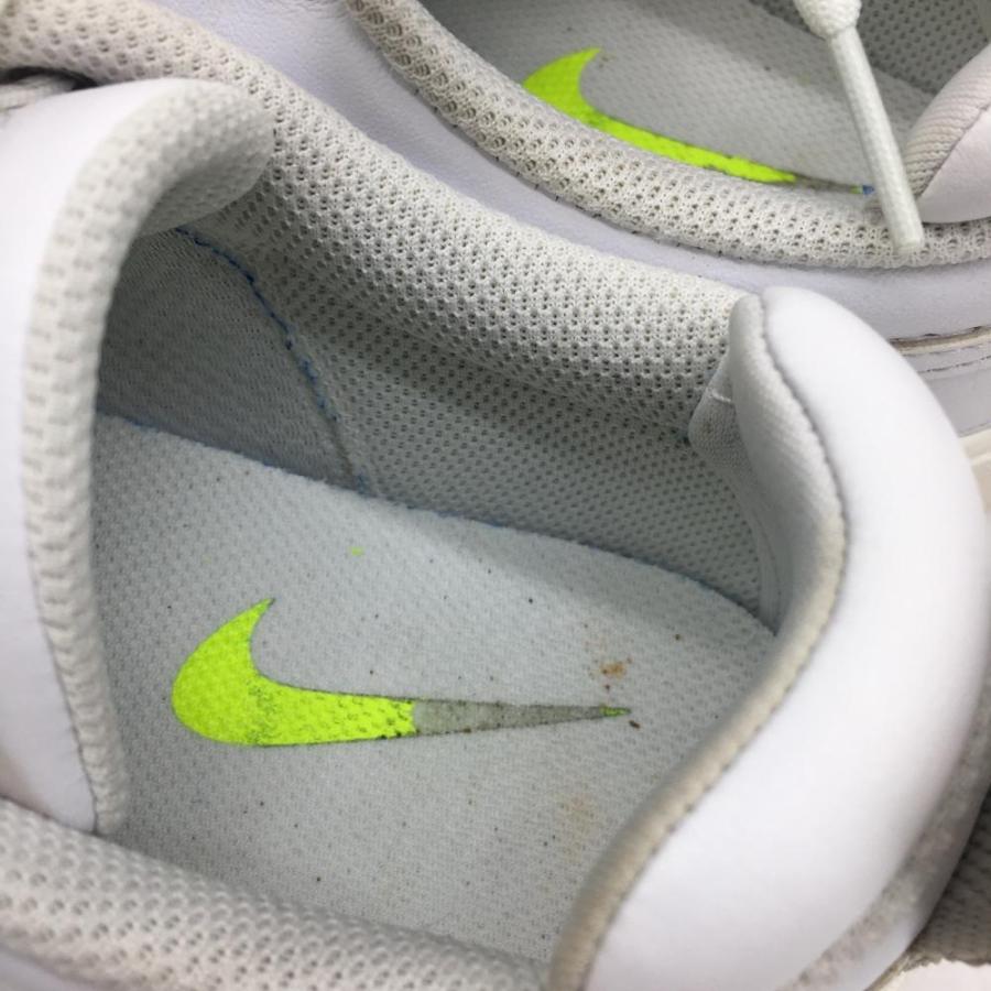 NIKE（ナイキ） ゴルフシューズ 白 スパイクレス コース クラシック