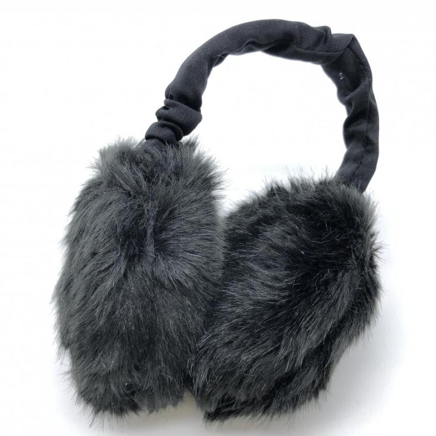 adidas（アディダス） イヤーマフ 黒×ピンク ファー ロゴ刺しゅう 耳