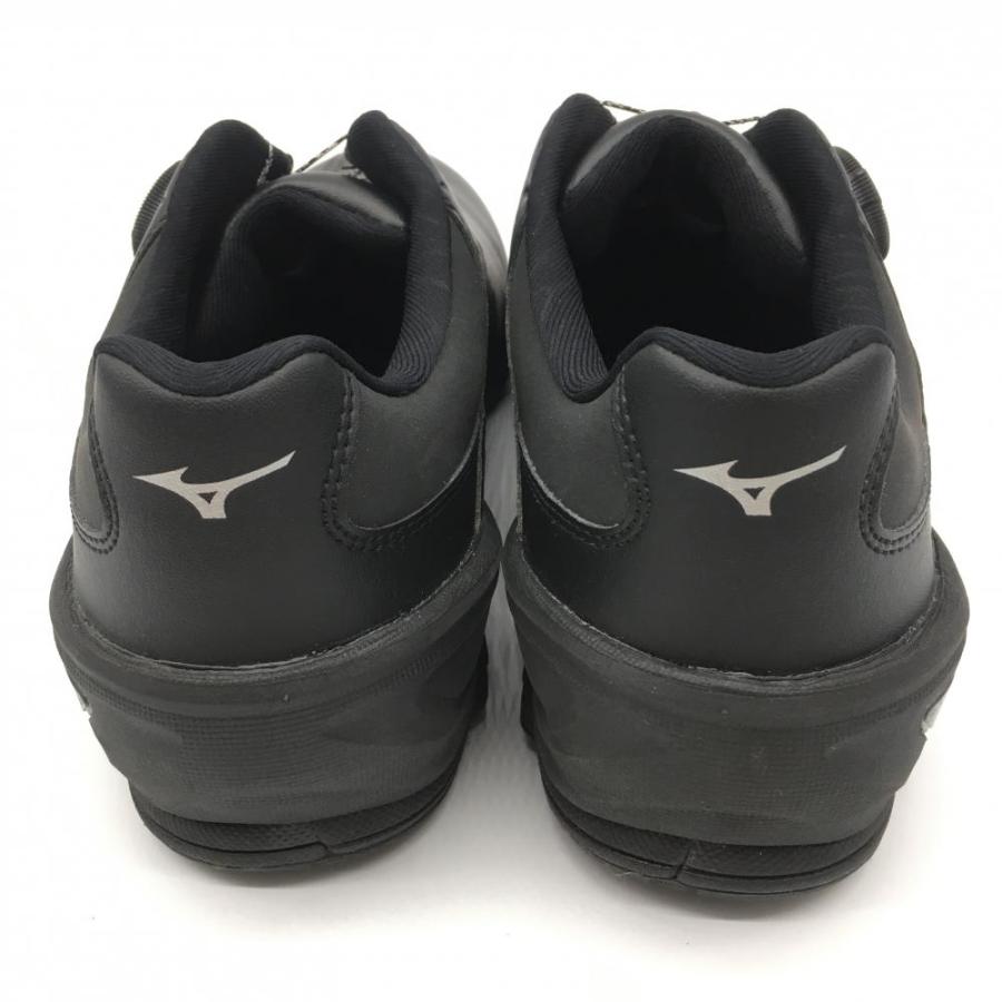 超美品】ミズノ ゴルフシューズ 黒 スパイクレス ボア PYV0119 超美品】ミズノ ゴルフシューズ 黒 スパイクレス ボア PYV0119