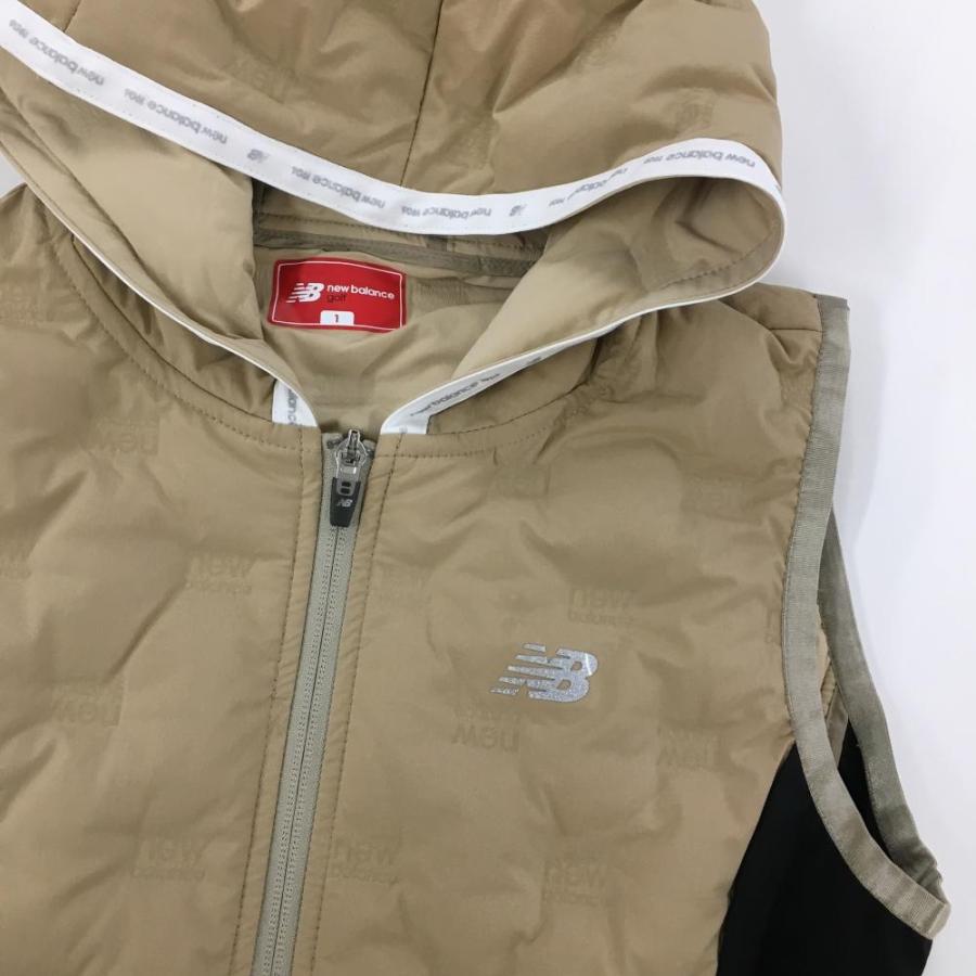 超美品】ニューバランス フード付ダウンベスト ベージュ×黒 ロゴ 超美品】ニューバランス フード付ダウンベスト ベージュ×黒 ロゴ