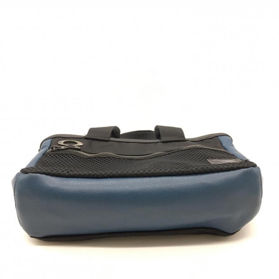 Oakley ブラックバッグ メッシュポケット付き　新品未使用 美品】オークリー カートバッグ 黒×ブルー系 2ファスナー 外メッシュ
