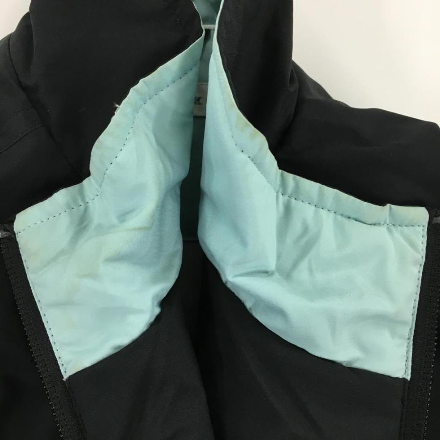 L カッターアンドバック 定2.5万 圧着加工 中綿ジャケット ブルゾン BE カッターアンドバック 2WAY中綿ジャケット 黒×ライトブルー ロゴ