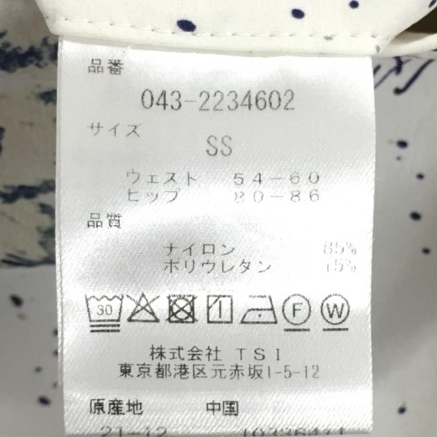 St ANDREWS セントアンドリュース スカート 白×ネイビー 花柄 金ボタン