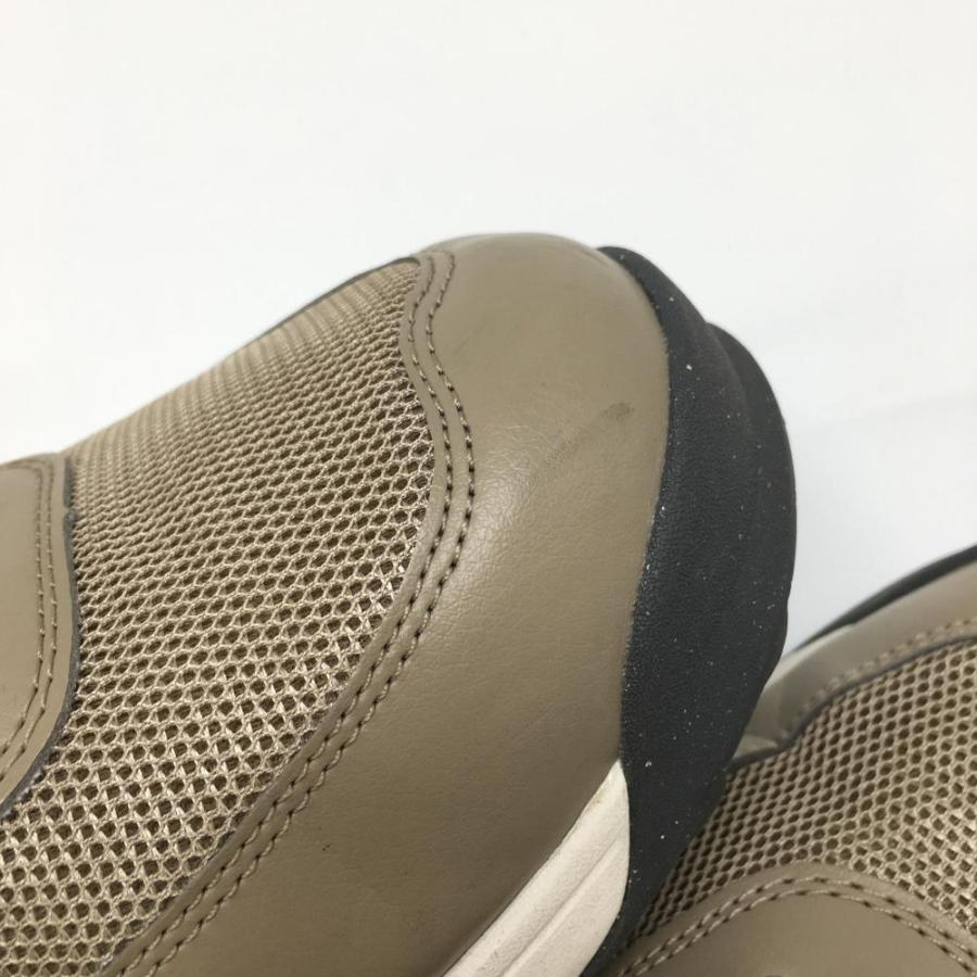 美品】ニューバランス ゴルフシューズ ベージュ UGS574A3 スパイクレス