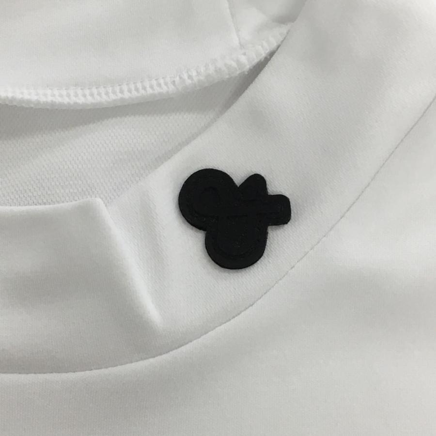 and per se（アンパスィ） 半袖ハイネックシャツ 白×黒 胸元ラインロゴ