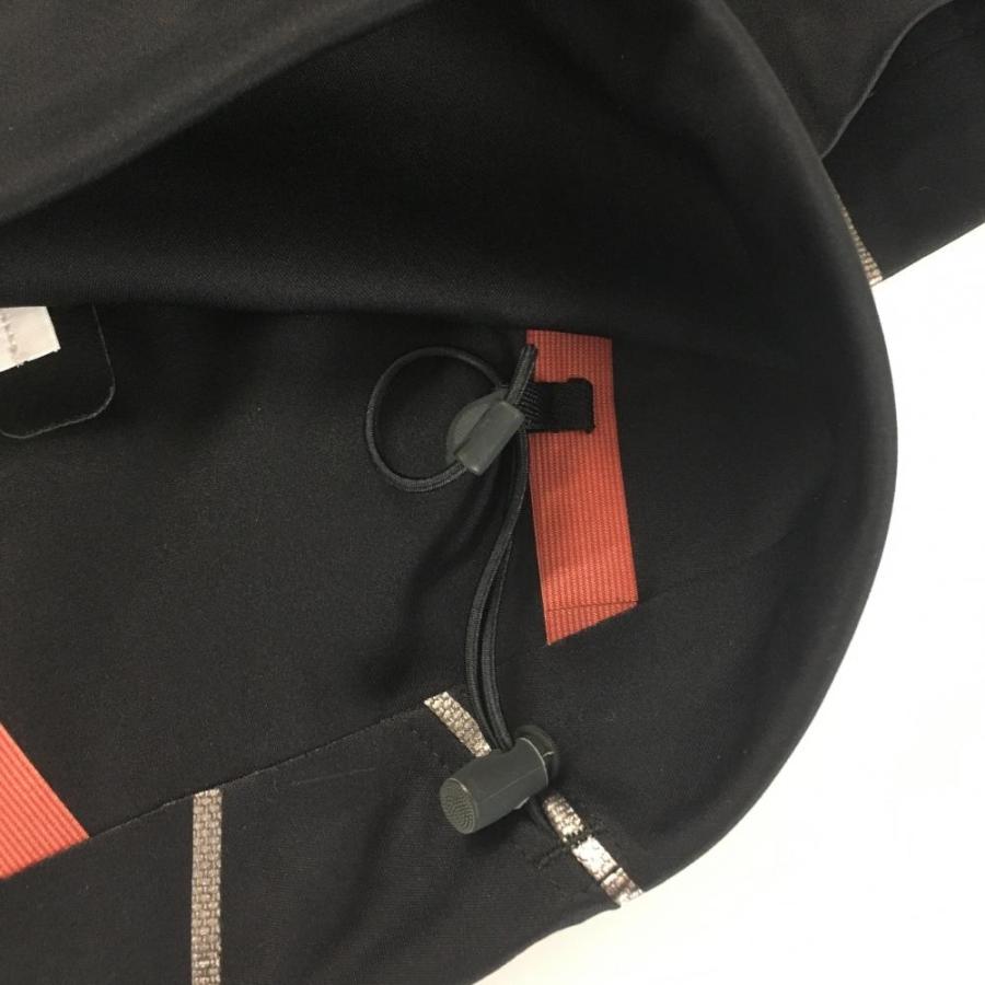 NIKE（ナイキ） ナイキゴルフ 半袖ブルゾン 黒 胸元柄 ハーフジップ