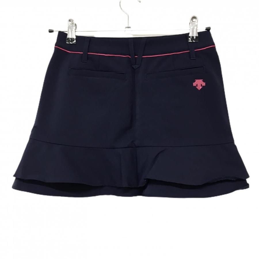 美品】デサントゴルフ スカート ネイビー×ピンク パイピングライン