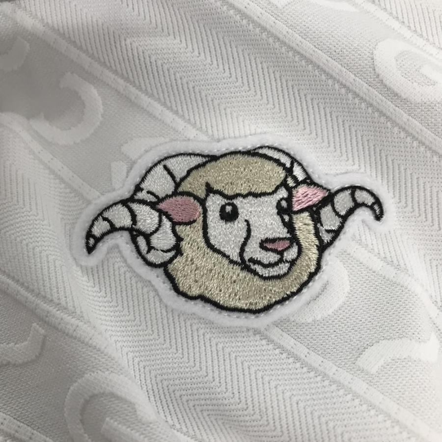 CPG GOLF 羊刺繍 ホワイトセーター サイズ4 定価49500円 CPG GOLF 【新品】CPG 長袖ポロシャツ 白 ロゴ地模様 斜めストライプ調