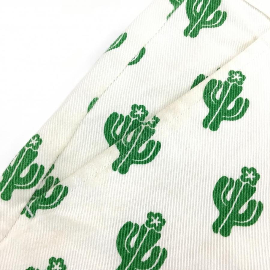 PEALYGATES/パーリーゲイツ サボテン柄ショートパンツ　Mサイズ 白総柄 PEARLY GATES（パーリーゲイツ） ハーフパンツ 白×グリーン サボテン総
