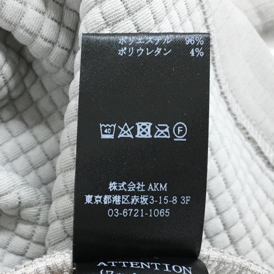 1PIU1UGUALE3 GOLF 【超美品】ウノピゥウノウグァーレトレゴルフ 襟付