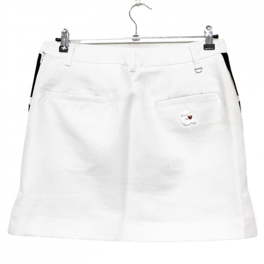 ゴルフ 【超美品】アルチビオ ショートパンツ 白×黒 凹凸生地 前ボタン