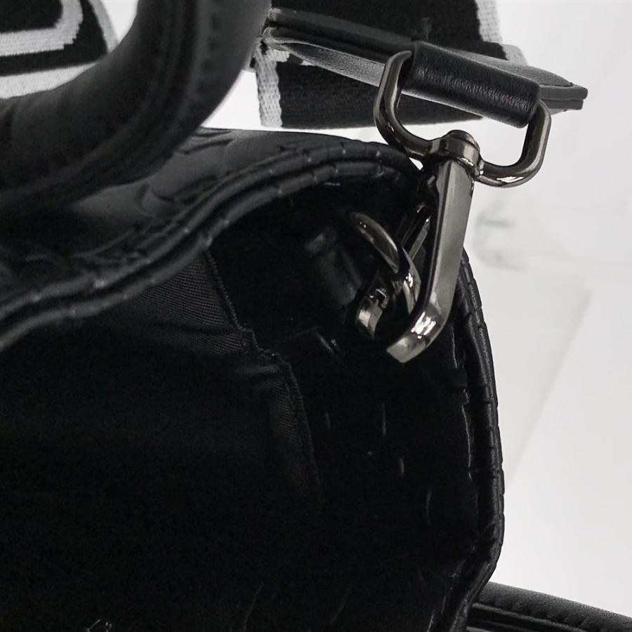 1 piu 1 uguale 3（ウノピゥウノウグァーレトレ） 【超美品】ウノピゥ