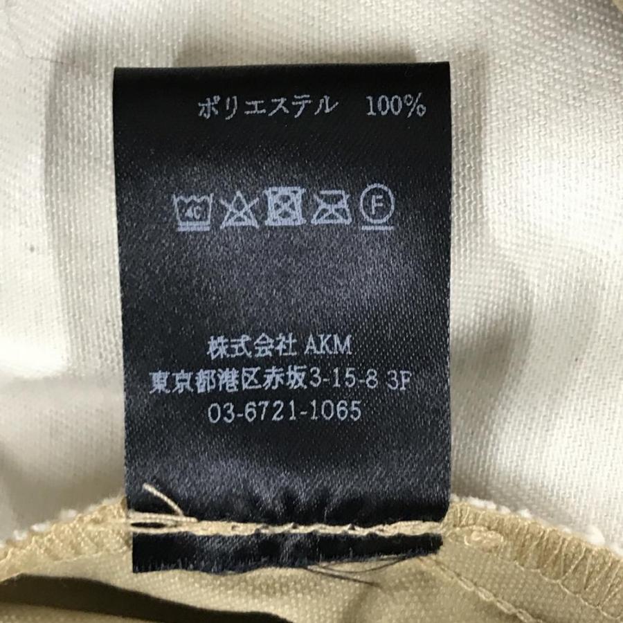 【美品】ウノピゥウノウグァーレトレ ショートパンツ ライトブラウン ロゴゴールド ロゴ色はがれ、内側毛羽立ち レディース  ゴルフウェア 1PIU1UGUALE3の画像