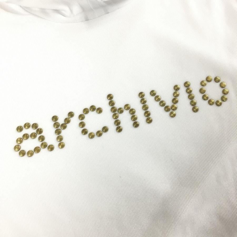 【超美品】アルチビオ 襟付き半袖シャツ 白 ネック一部ストライプ ゴールドロゴ レディース 40(L) ゴルフウェア archivio archivio（アルチビオ） 【超美品】アルチビオ 襟付き半袖シャツ 白