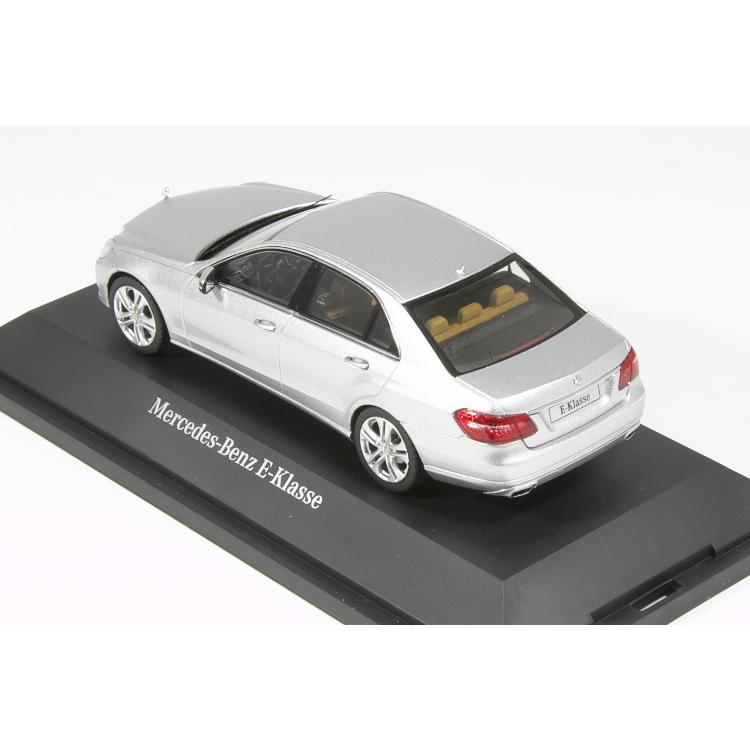 T-Modell 1/43 メルセデス・ベンツ 特注 Eクラス セダン W212 シルバー