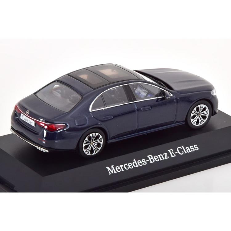iScale 1/43 メルセデスベンツ Eクラス W214 2024 ブルー iScale 1/43 メルセデスベンツ Eクラス W214 2024 ブルー