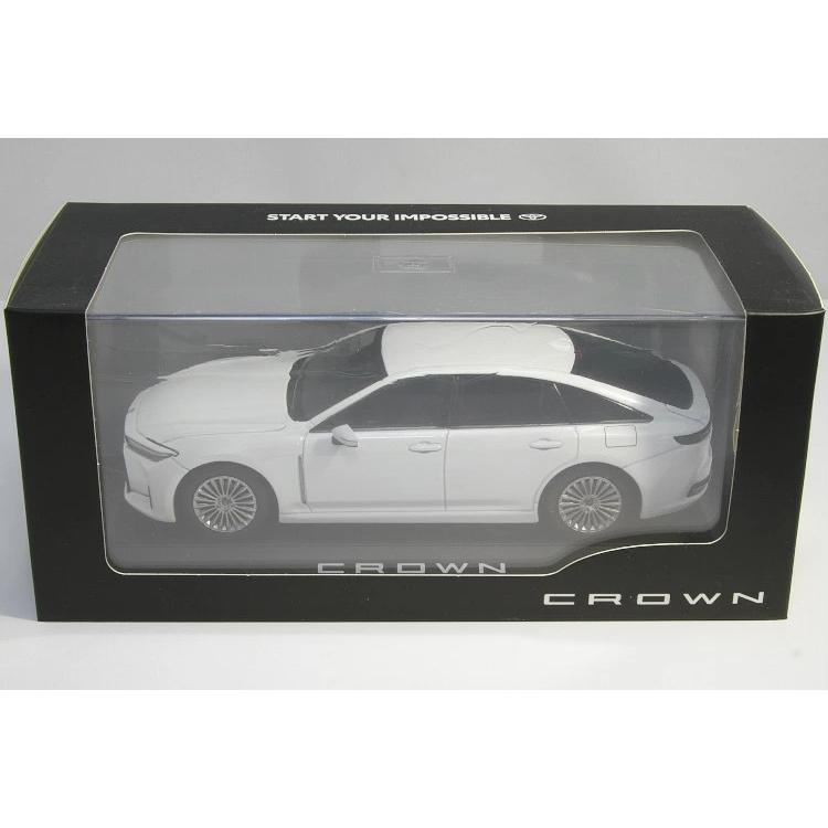 1/30 新型 クラウン ミニカー プレシャスホワイトパール 090 トヨタ特注 1/30 新型 クラウン セダン HEV カラーサンプル プレシャス