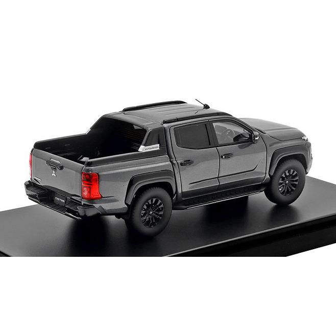 ハイストーリー 1/43 三菱 トライトン ダブルキャブ 4WD 2024