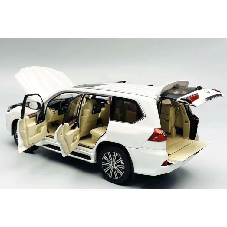 レクサス特注 1/18 レクサス LX570 ホワイト 開閉式 : 寝具