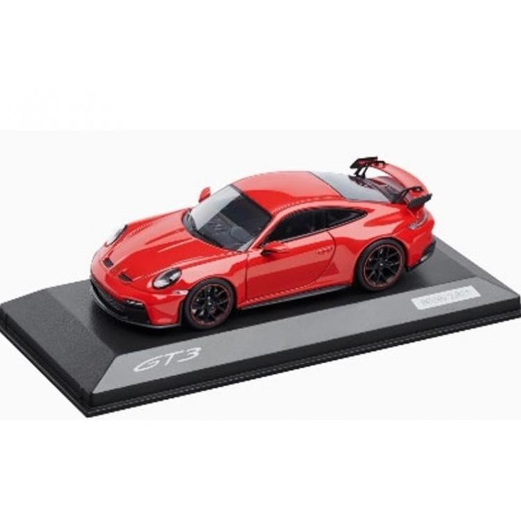 新品 1/43 ポルシェ純正 ミニチャンプス ポルシェ 911 GT3 レッド ミニチャンプス 1/43 ポルシェ 911 992 GT3 2021 レッド : 寝具