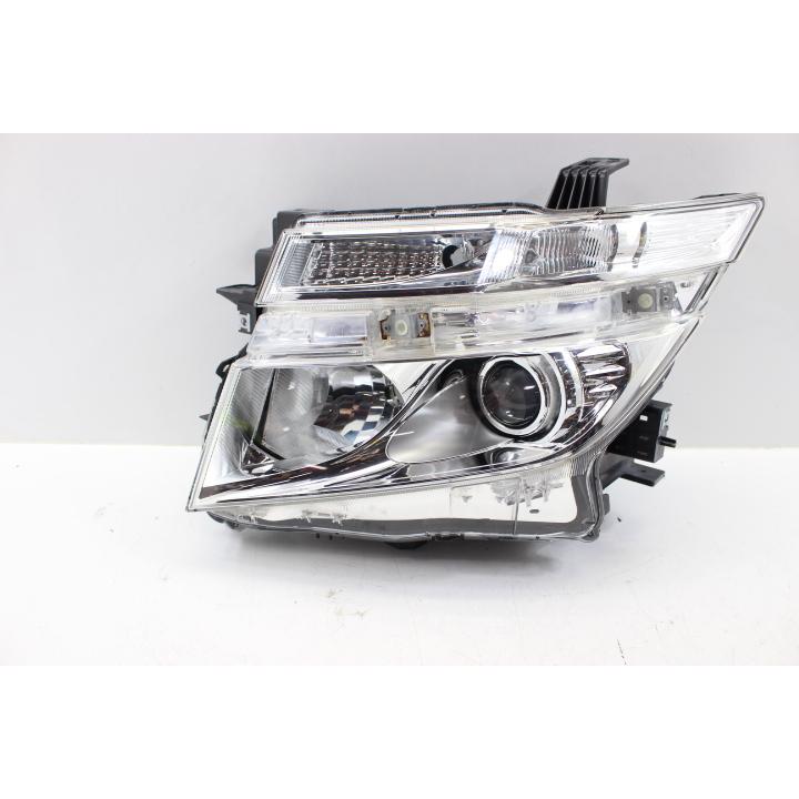 美品　エルグランド　TE52　ヘッドライト　左　左側　コイト　100-23008　キセノン　HID　AFS無　打刻X2　247259｜repaircreate