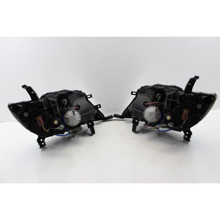 日産 セレナ C26 前期 ヘッドライト 左右セット ハロゲン　レベ付 美品 セレナ C26 前期 ヘッドライト 左右 ハロゲン レベ付 コイト 100