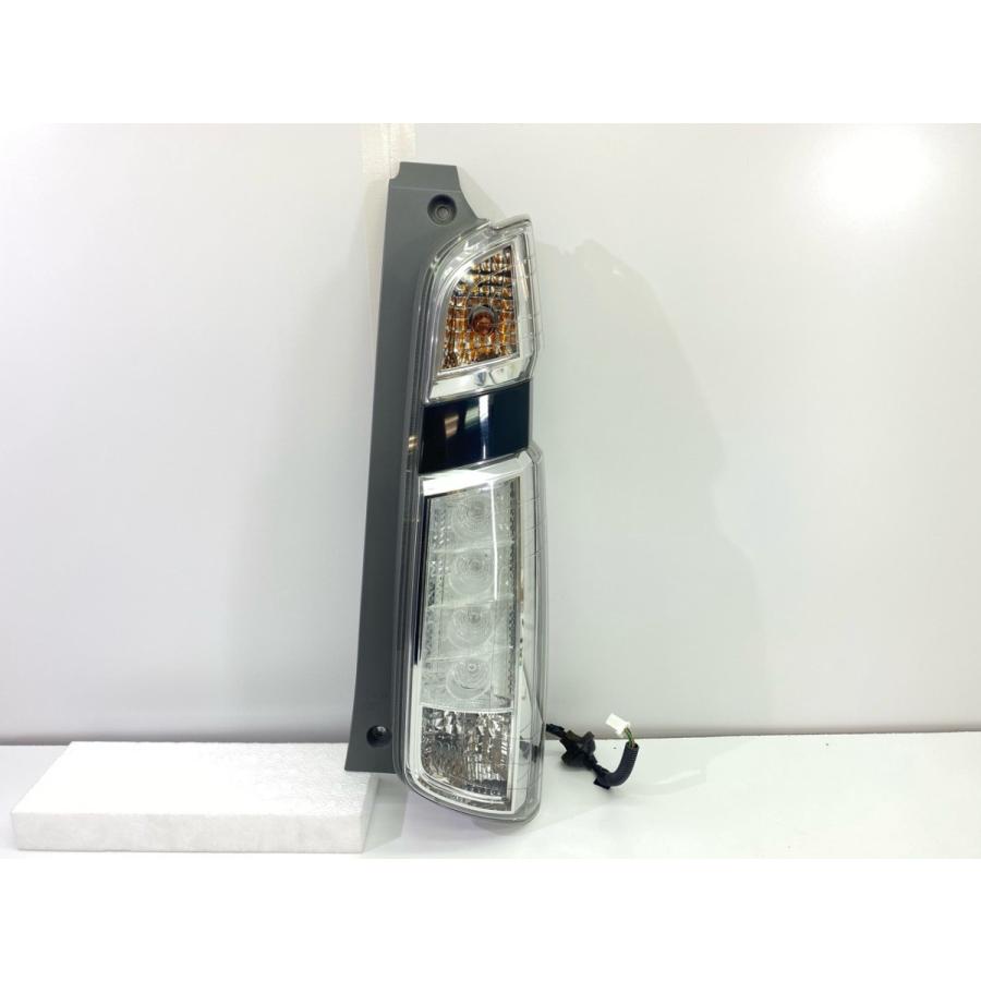 ホンダ N WGN JH1/2 前期 純正 右 テールライト STANLEY W1400
