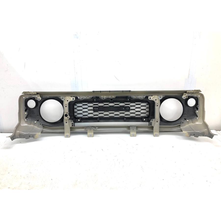 Caesar190401さま専用 スズキ（SUZUKI） 【美品】スズキ JB64 ジムニー 純正 フロントグリル