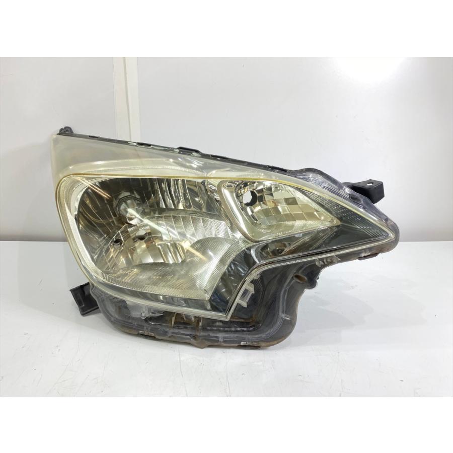 ラクティス NCP120 前期 純正HIDヘッドライト 右 ICHIKO52-212 （24-37