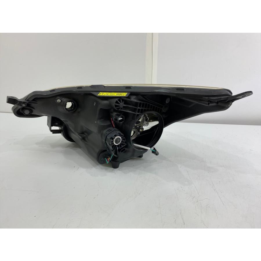 ラクティスNCP120前期へッドライト左右セットイチコー52-211ハロゲン トヨタ ラクティス NCP120 前期 純正 ヘッドランプ 左 ハロゲン