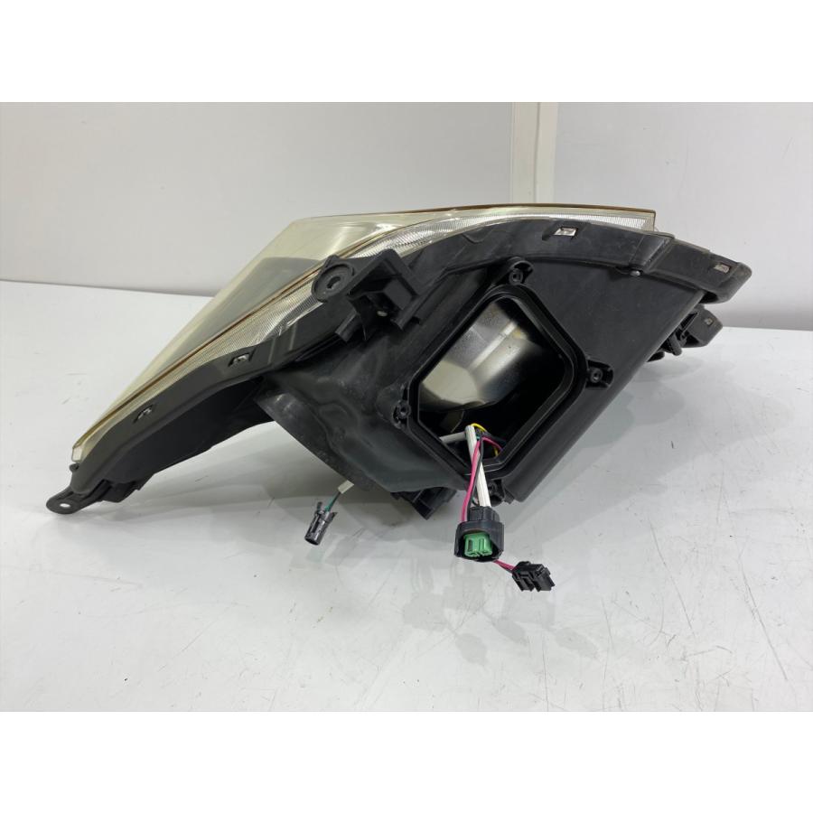 ラクティス NCP120 前期 純正HIDヘッドライト 右 ICHIKO52-212 （24-37