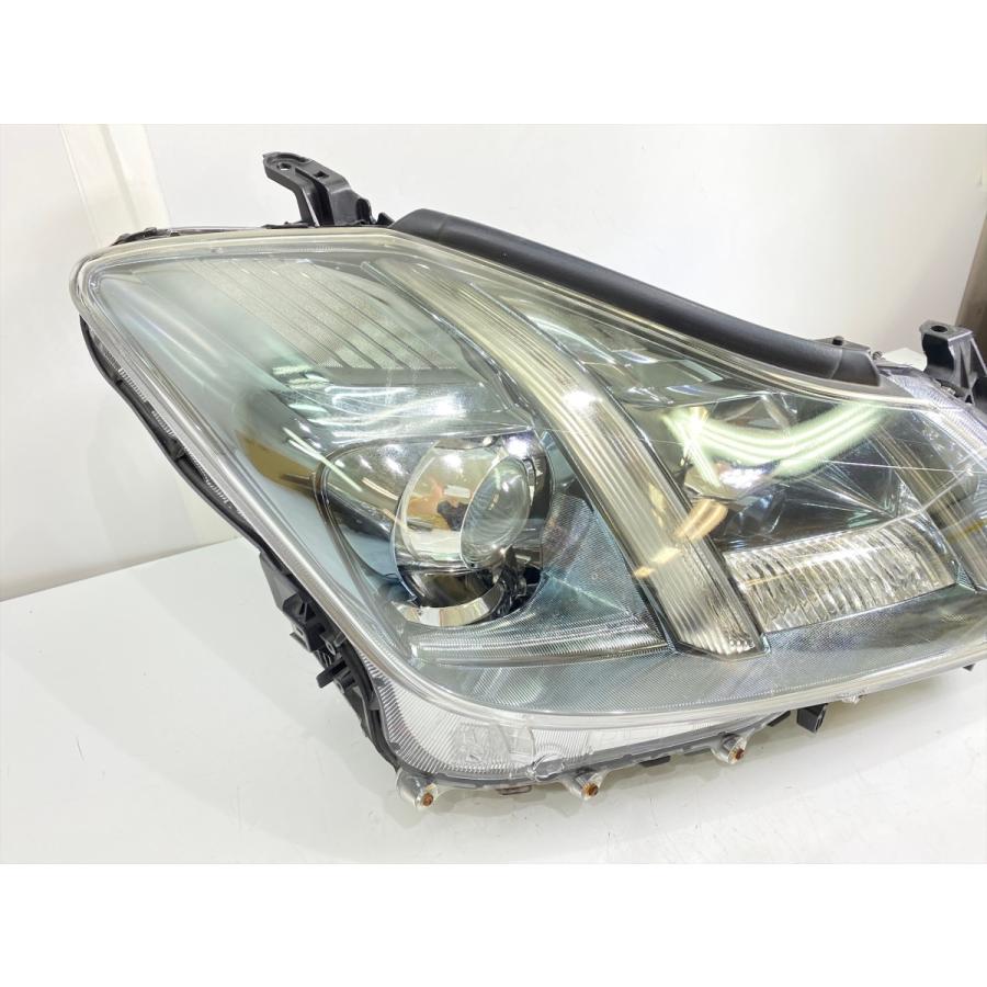 クラウン GRS200 純正HIDヘッドライト 右 刻印B STANLEY P7078 （24-82