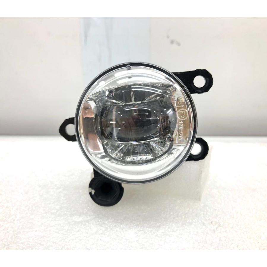 トヨタ ダイハツ 純正 LEDフォグランプ タント タフト ハイゼット ダイハツ タフト タントカスタム ハイゼット等 純正 LED フォグランプ