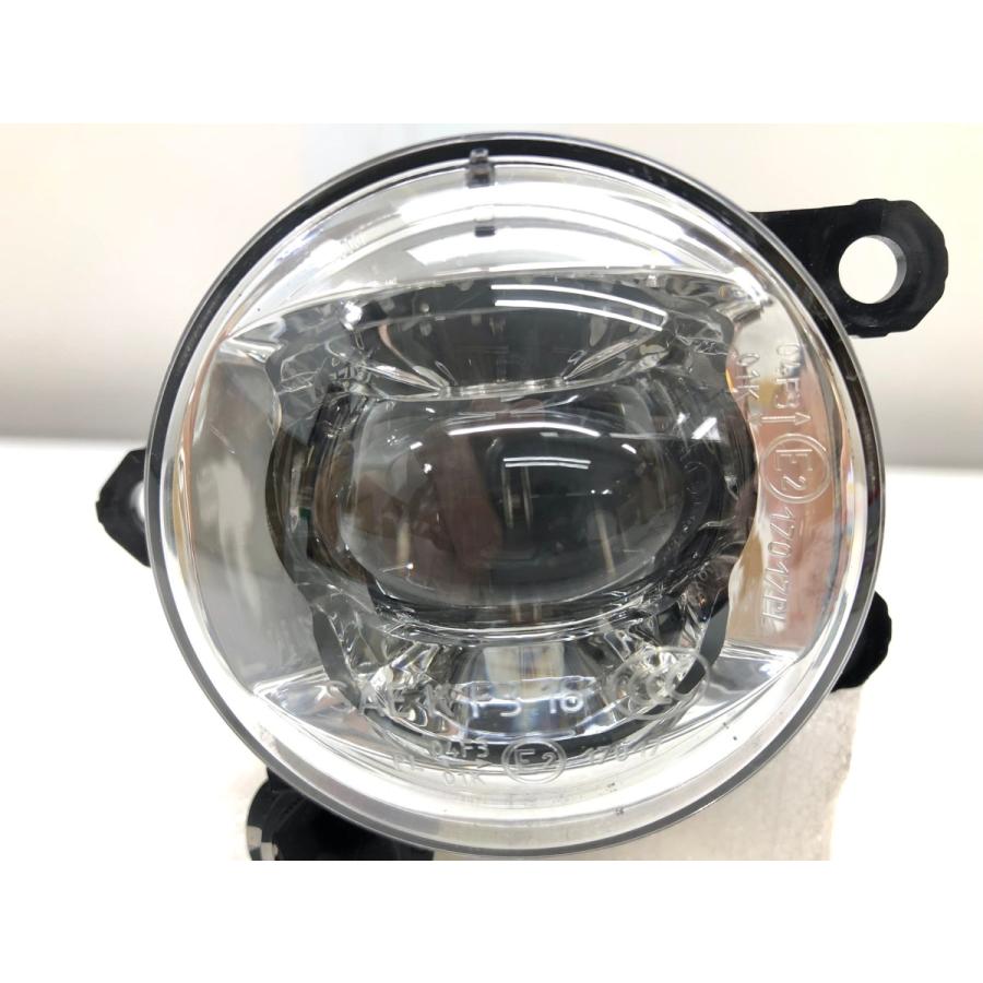 トヨタ ダイハツ 純正 LEDフォグランプ タント タフト ハイゼット ダイハツ タフト タントカスタム ハイゼット等 純正 LED フォグランプ