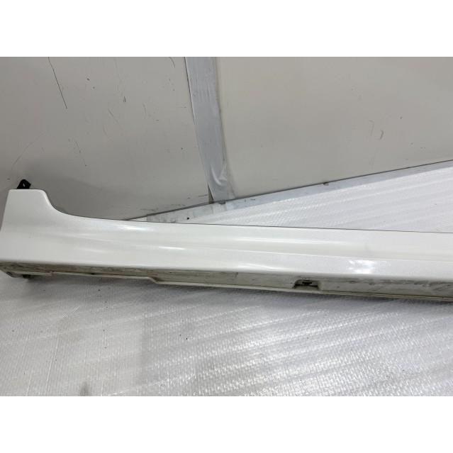 フリード 5BA-GB5 左サイドステップ NH883P モデューロ 白パール 08F04