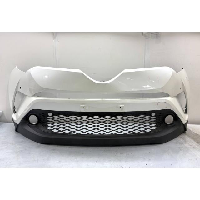 C-HR C−HR DAA-ZYX10 フロントバンパー 前期 白パール 52119-10410