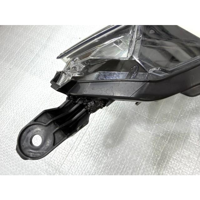カローラクロス 6AA-ZVG11 ヘッドライト 左 前期 ZSG10 HASCO16-177