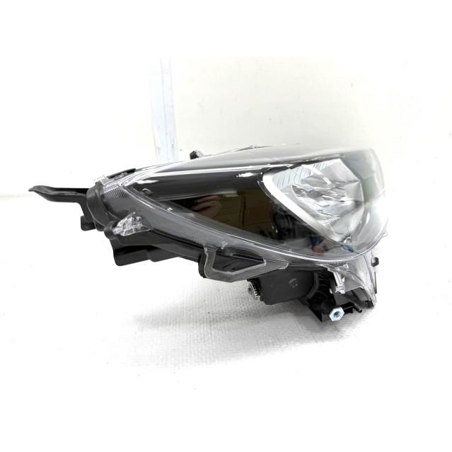 アクア 6AA-MXPK10 ヘッドライト 右 刻印X4 KOITO52-335 81105-52N70