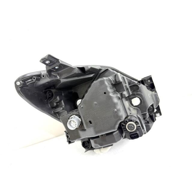 スズキ　スイフト　ヘッドライト スイフト 4BA-ZC83S ヘッドライト 左 ヘッドライトガーニッシュ付き