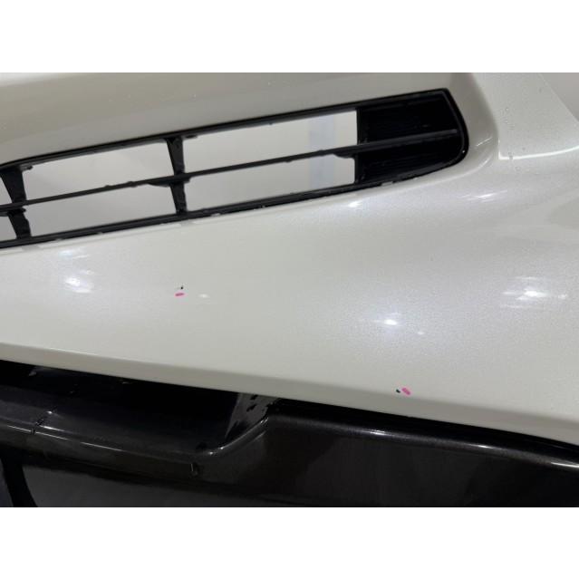 プリウスα 6AA-ZVW40W フロントバンパー 070 後期 白パール 52119