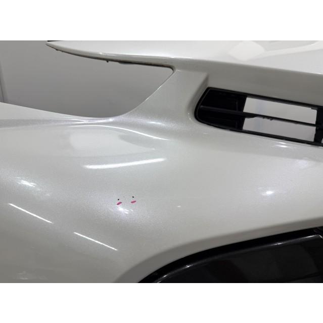 プリウスα 6AA-ZVW40W フロントバンパー 070 後期 白パール 52119