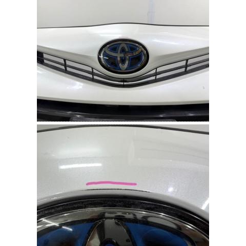 プリウスα 6AA-ZVW40W フロントバンパー 070 後期 白パール 52119