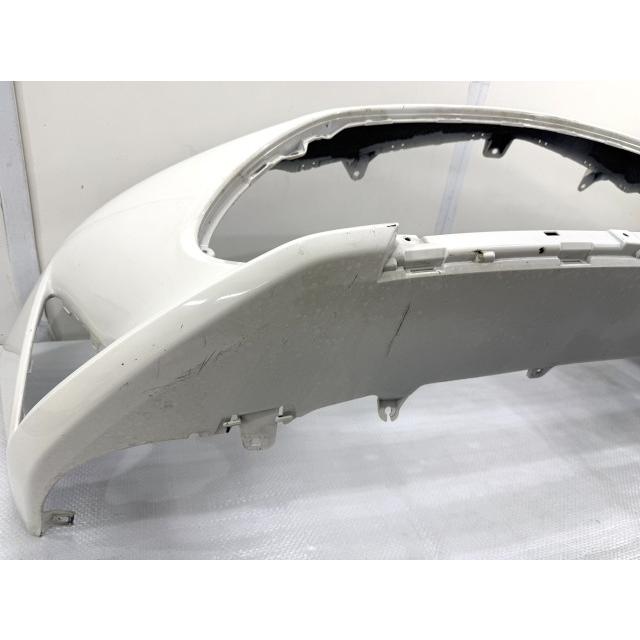 カローラフィールダー 3BA-NZE161G フロントバンパー 040 後期