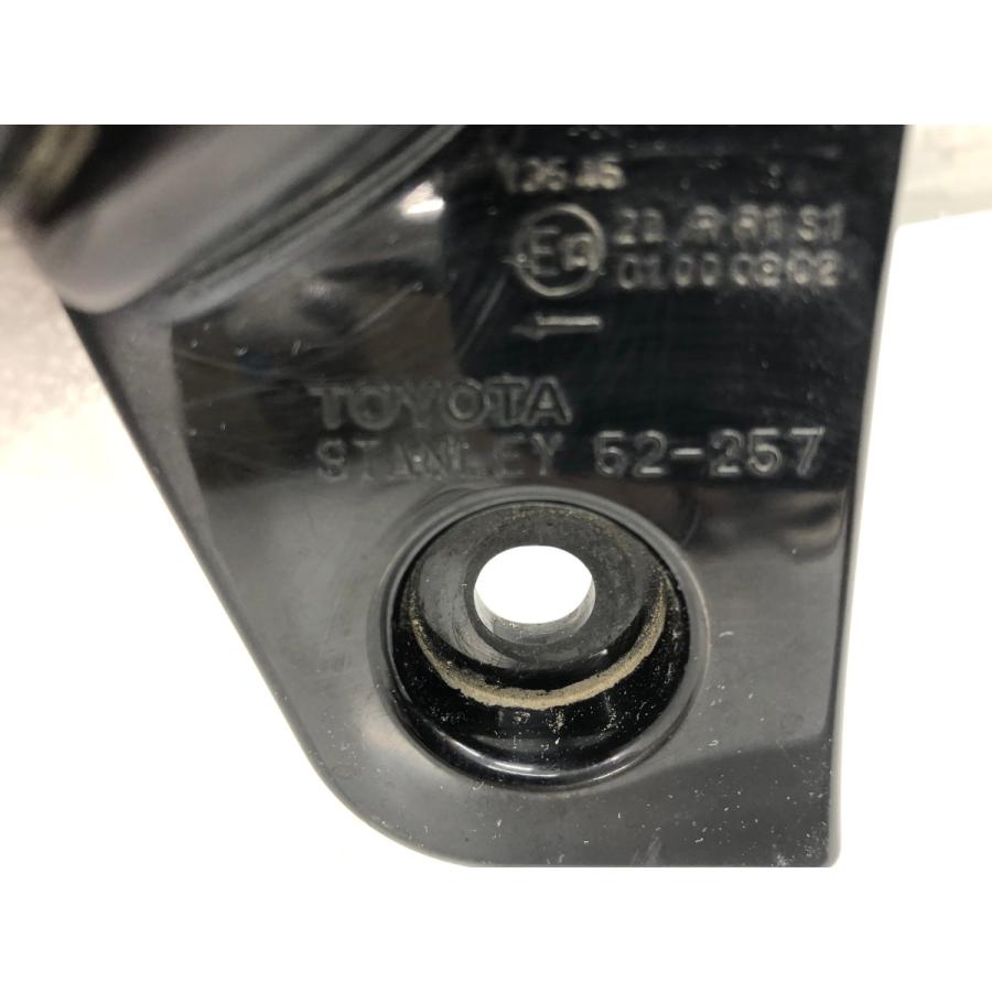 トヨタ ポルテ NSP140 純正 テールランプ 左 STANLEY52-257 （28A-99m