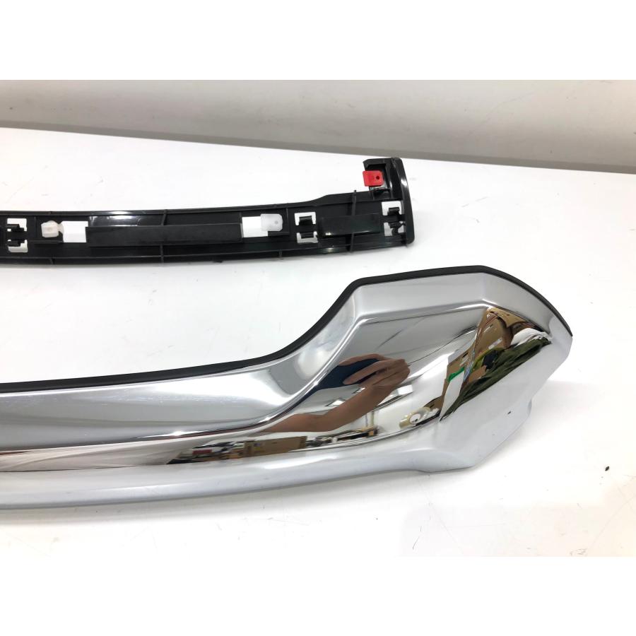 トヨタ ハイラックス GUN125 純正 ボンネット フード モール 75771