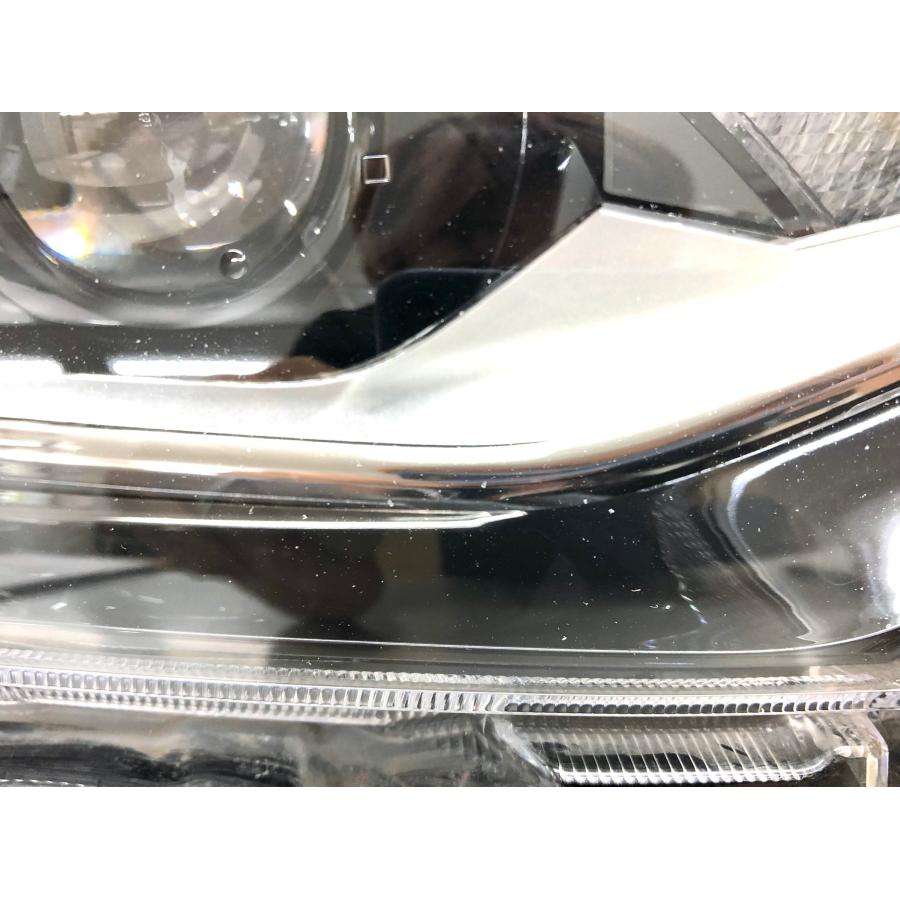 トヨタ オーリス 180系 ZRE186/NZE181 後期 純正 ヘッドランプ 右 LED