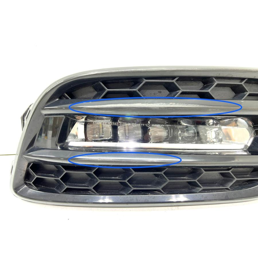 ☆良品☆ ホンダ ヴェゼル RU1/2/3/4 後期 純正 右 LED フォグランプ