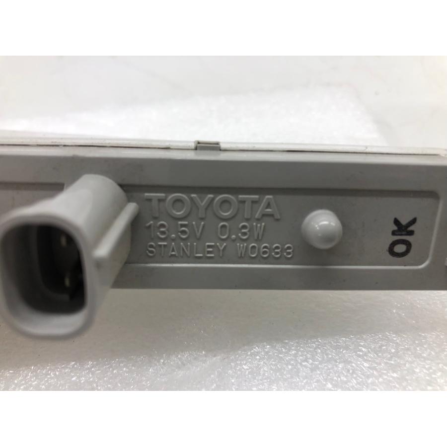 ♪G's♪プリウス ZVW30 純正 デイライト イルミ 左右 STANLEY W0633