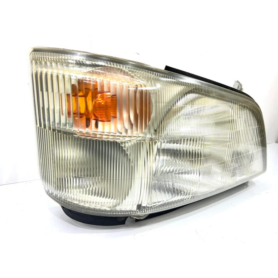 ダイナ・トヨエース・デュトロ TRY230 純正ハロゲンヘッドライト